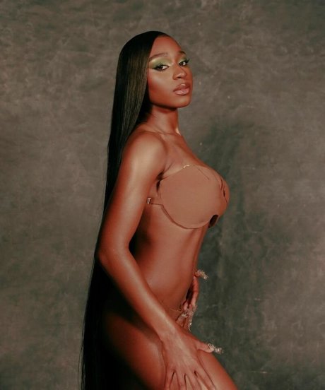 Nacktes geleaktes OnlyFans-Foto von Normani