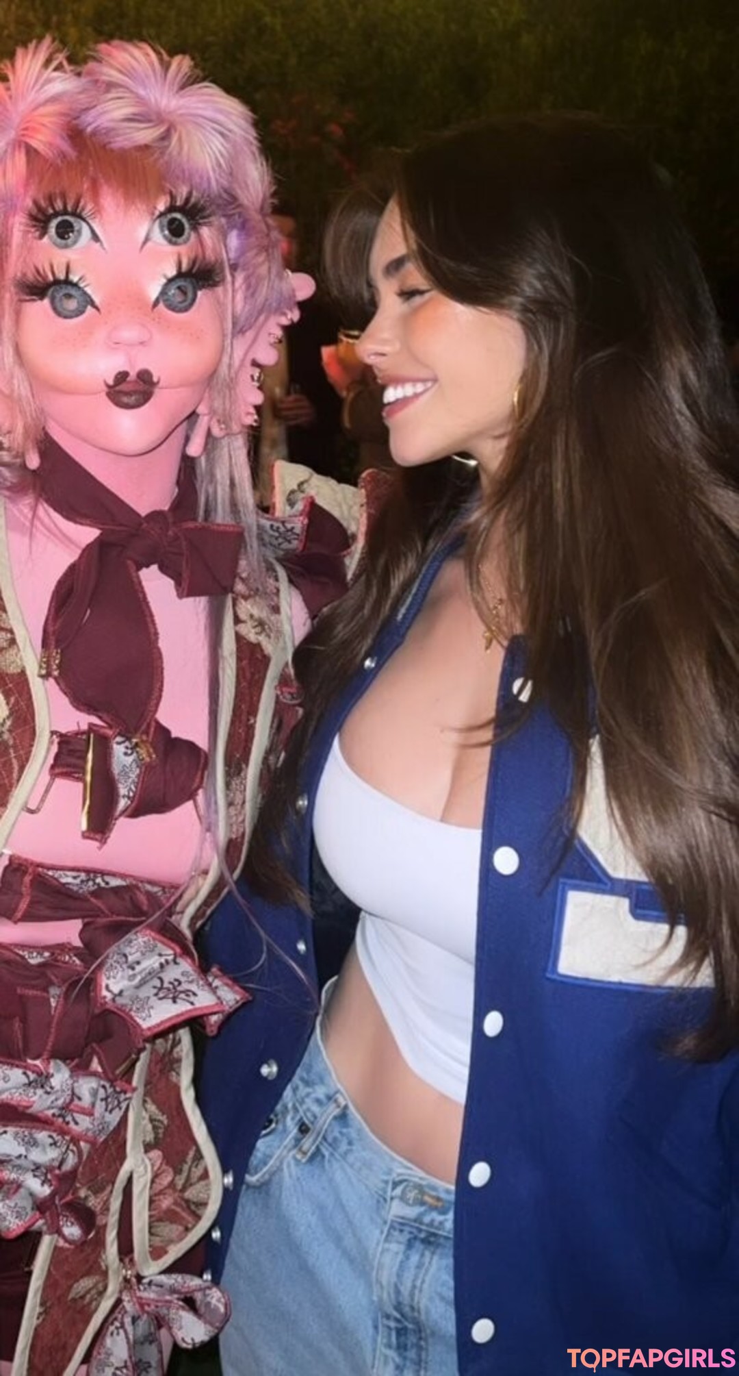Nacktes geleaktes OnlyFans-Foto von Madison Beer #1718