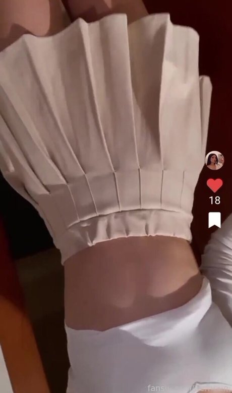 Nacktes geleaktes OnlyFans-Foto von Berribuni
