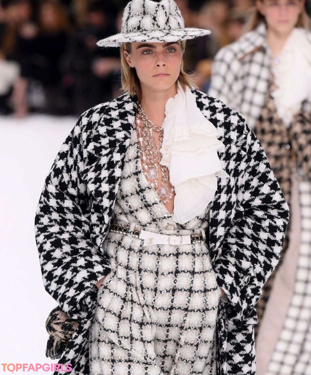 Nacktes geleaktes OnlyFans-Foto von Cara Delevingne #1085