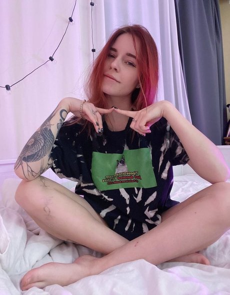 Nacktes geleaktes OnlyFans-Foto von Denlyasha