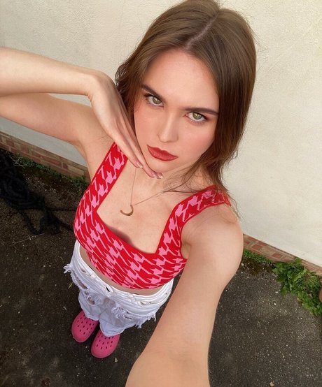 Nacktes geleaktes OnlyFans-Foto von Frankie Lollia