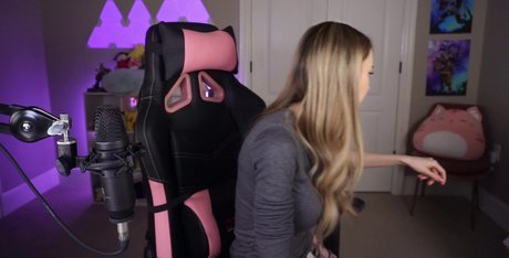 Nacktes geleaktes OnlyFans-Foto von Dizzykitten