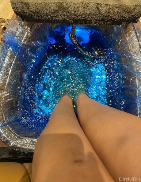 Blissfulellie