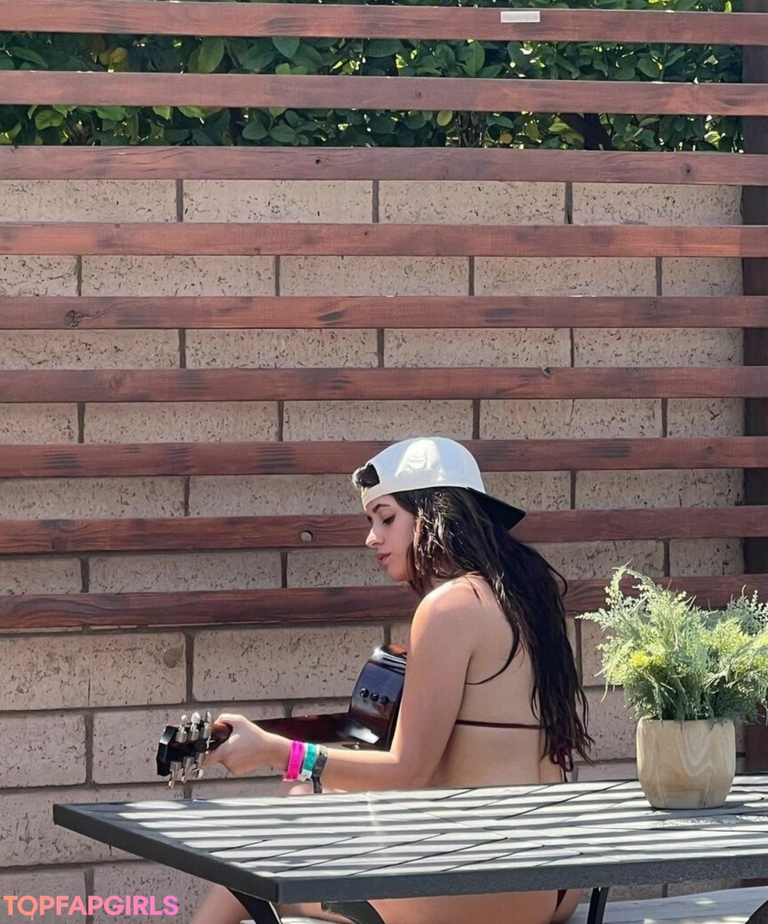 Nacktes geleaktes OnlyFans-Foto von Camila Cabello #1249
