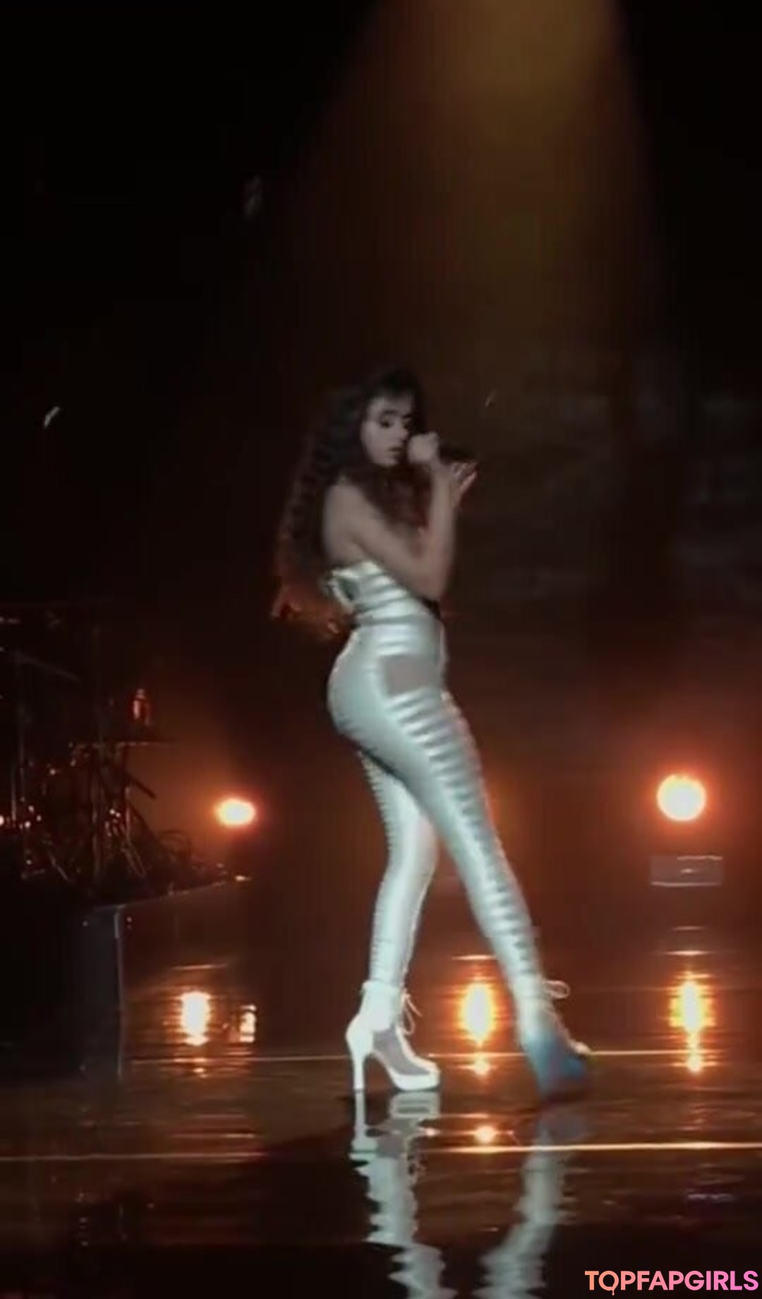 Nacktes geleaktes OnlyFans-Foto von Camila Cabello #1418