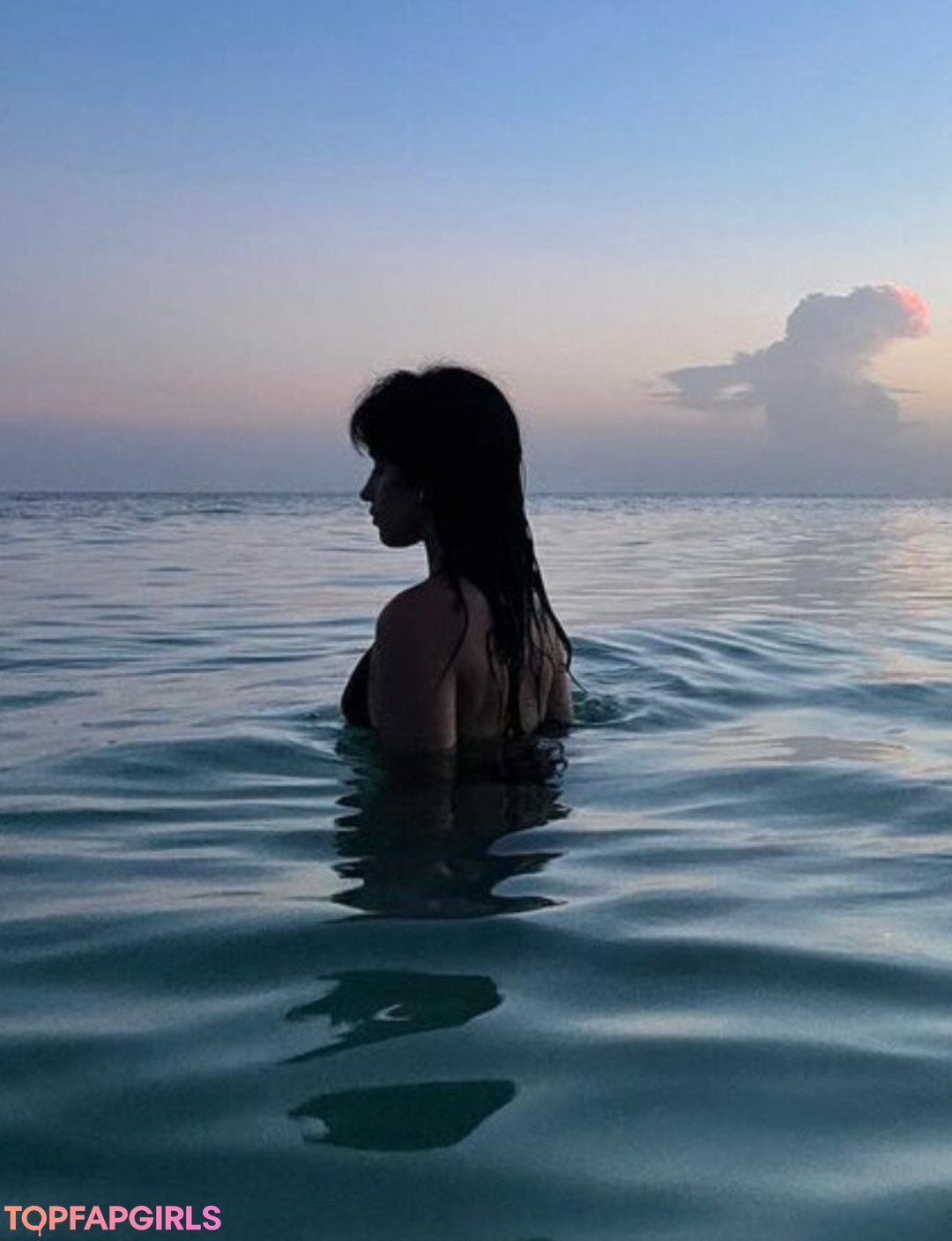 Nacktes geleaktes OnlyFans-Foto von Camila Cabello #1480