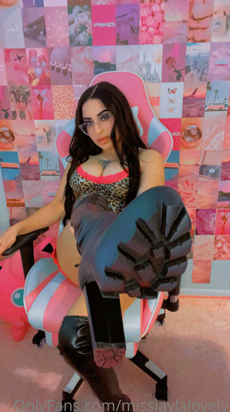 Nacktes geleaktes OnlyFans-Foto von Misslaylalovely