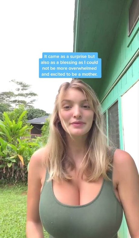 Nacktes geleaktes OnlyFans-Foto von Isabella Abell