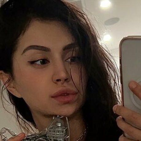 Nacktes geleaktes OnlyFans-Foto von Mira