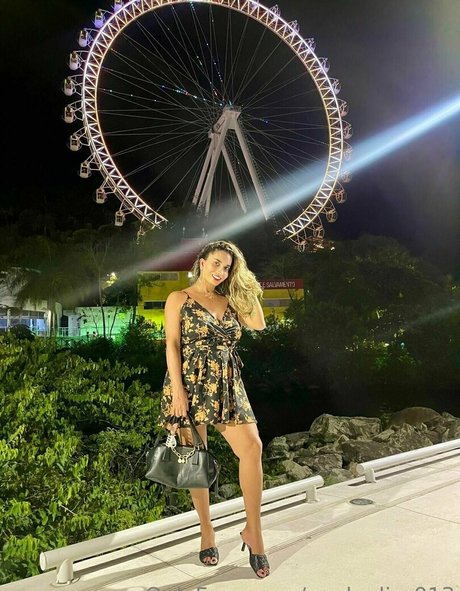 Nacktes geleaktes OnlyFans-Foto von Evelynfrazaotsfree