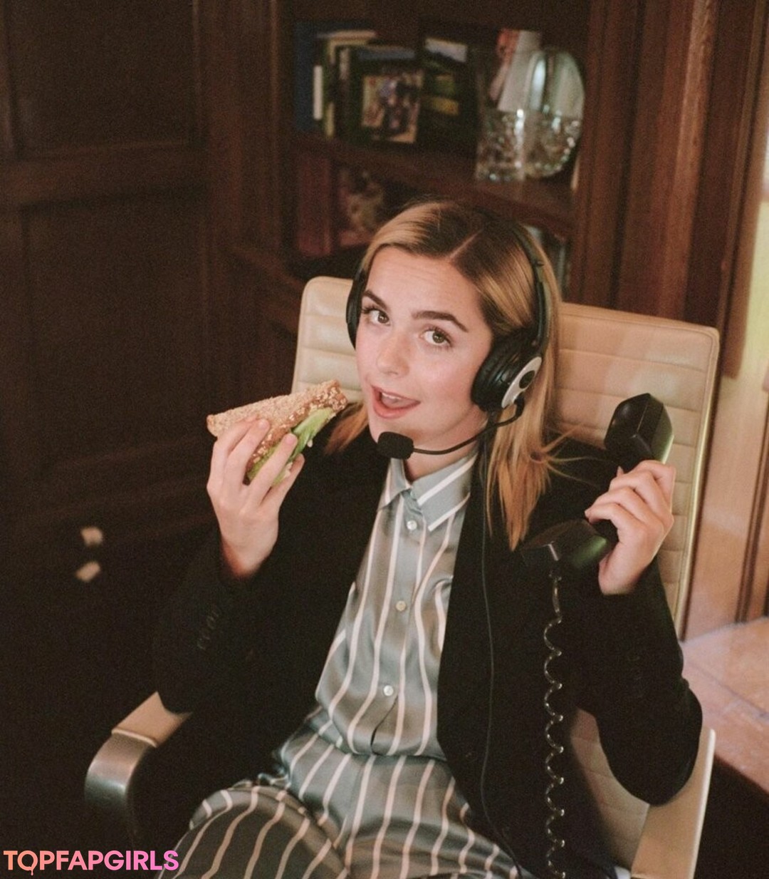 Nacktes geleaktes OnlyFans-Foto von Kiernan Shipka #1238