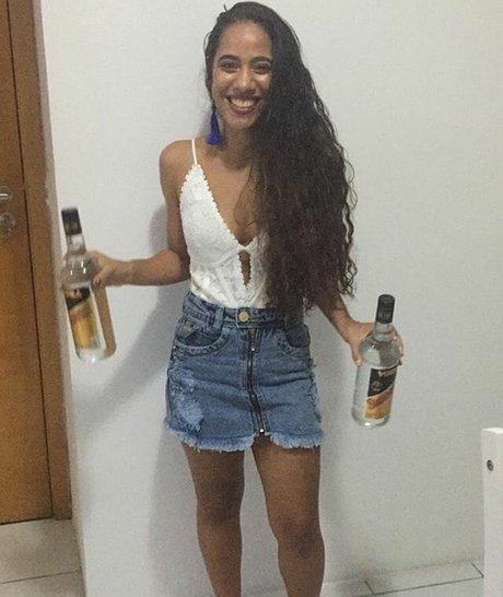 Nacktes geleaktes OnlyFans-Foto von Camilaferreirai