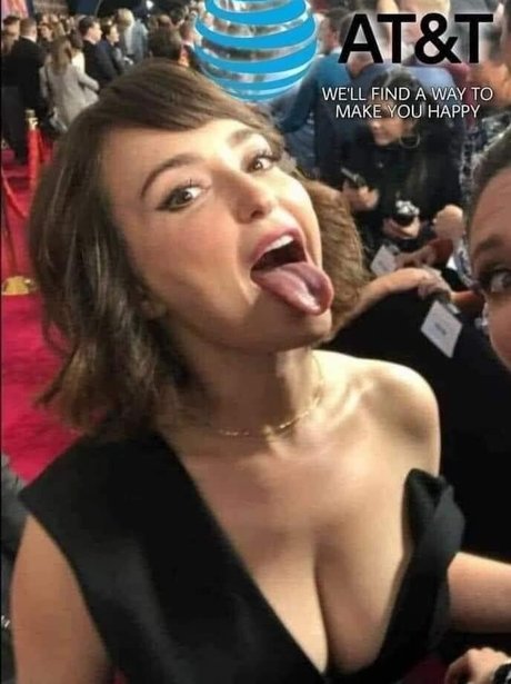 Milana Vayntrub
