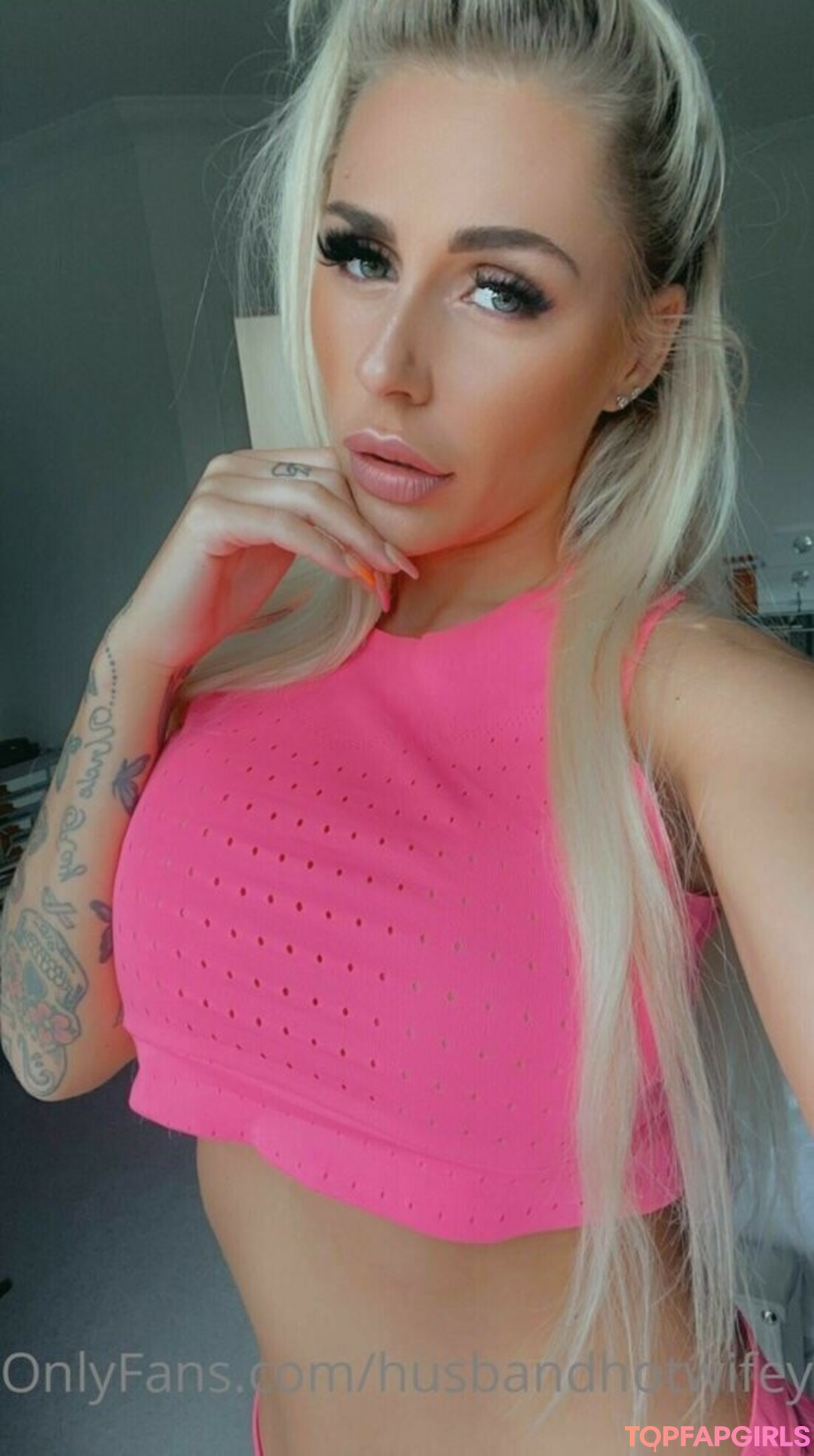 Nacktes geleaktes OnlyFans-Foto von Hotwifey #120 Nacktes geleaktes OnlyFans-Foto von Hotwifey #120