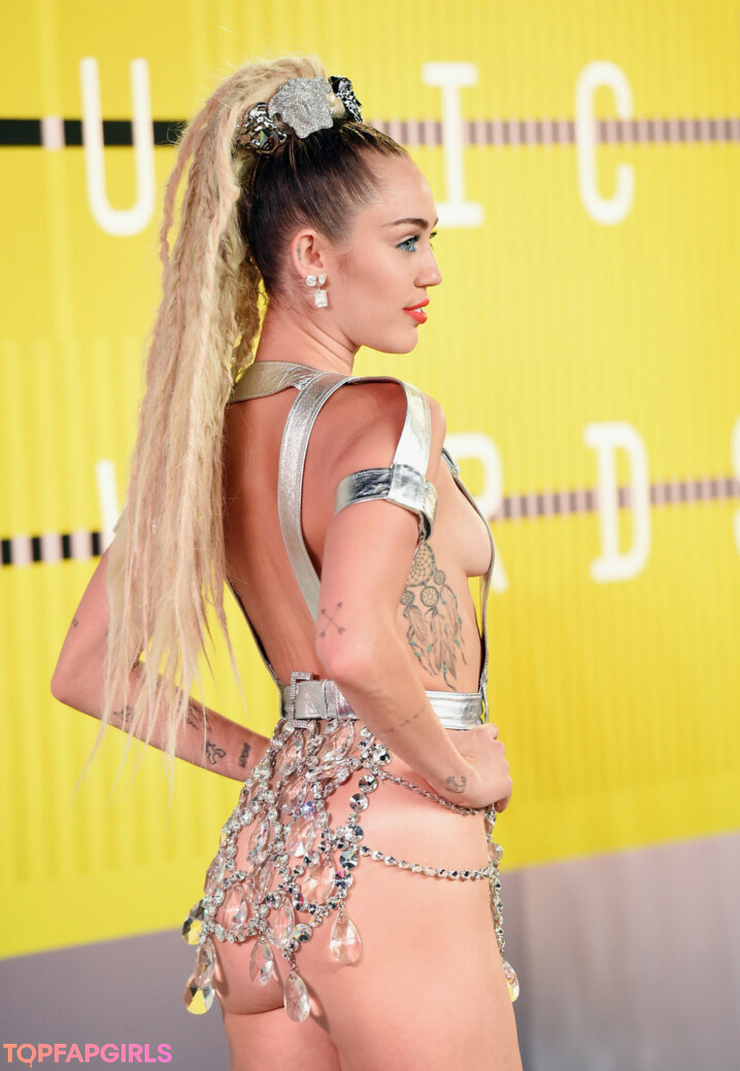 Nacktes geleaktes OnlyFans-Foto von Miley Cyrus #1186