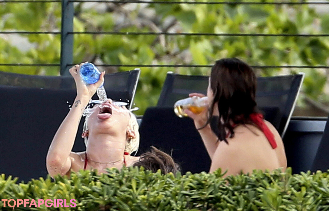 Nacktes geleaktes OnlyFans-Foto von Miley Cyrus #1480