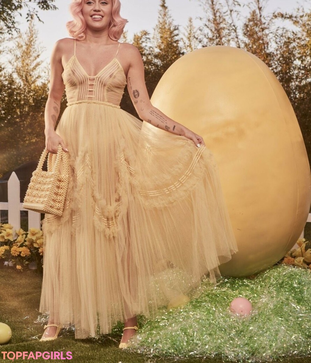 Nacktes geleaktes OnlyFans-Foto von Miley Cyrus #1816