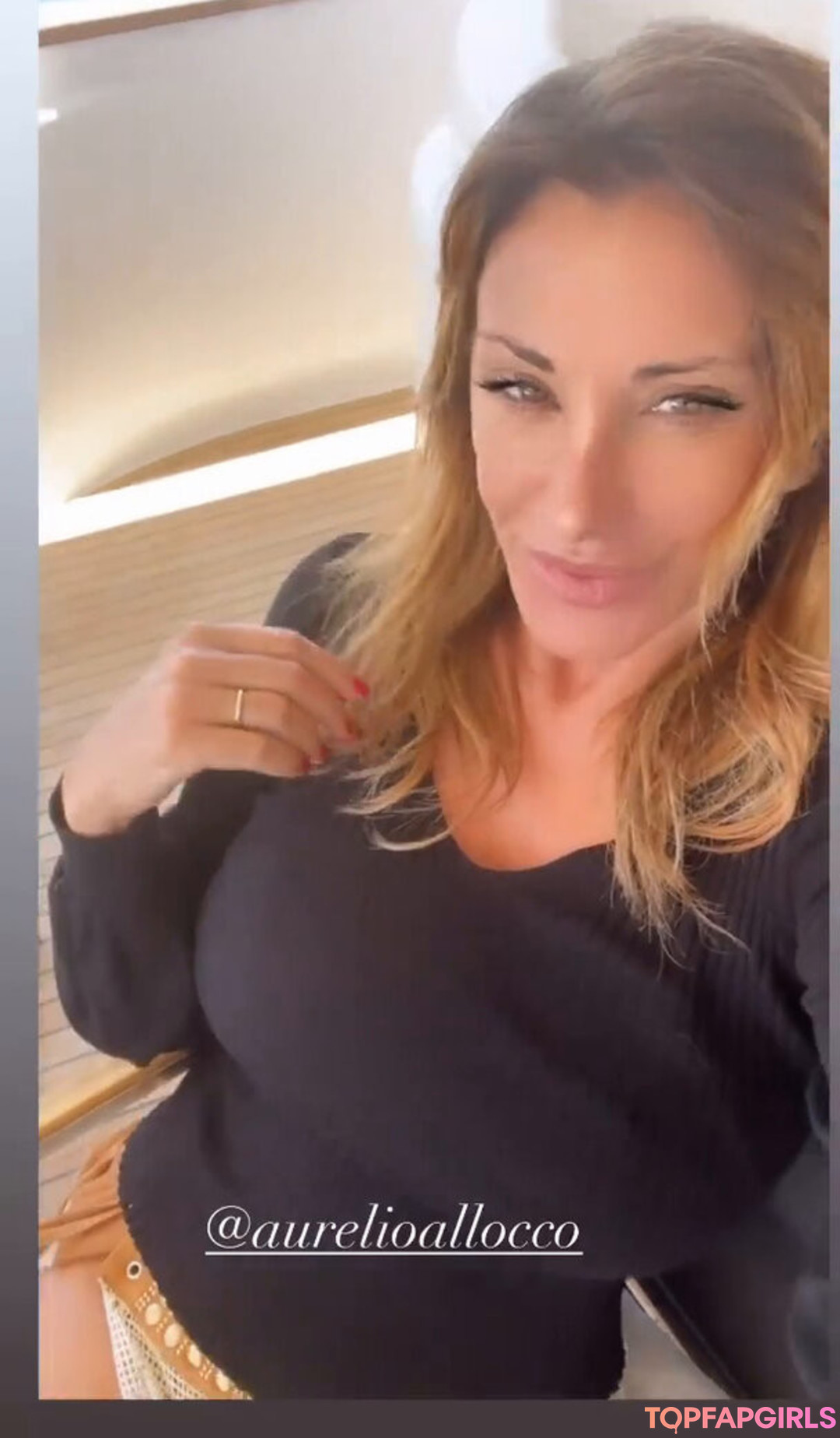 Nacktes geleaktes OnlyFans-Foto von Sabrina Salerno #1402