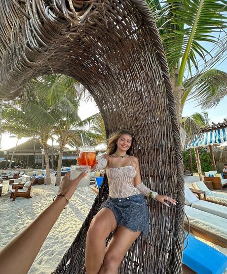 Nacktes geleaktes OnlyFans-Foto von Sofia Jamora