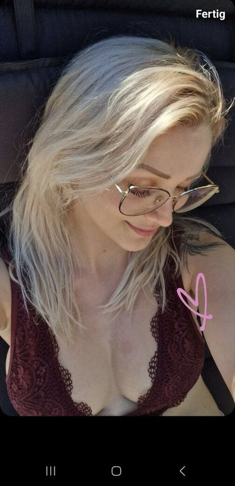 Nacktes geleaktes OnlyFans-Foto von Liensue