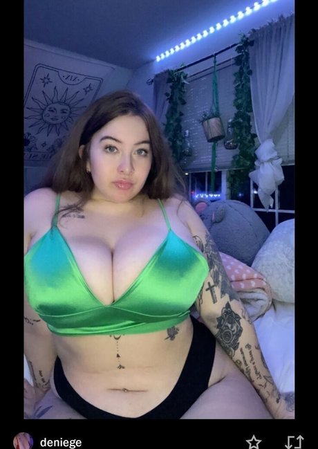 Nacktes geleaktes OnlyFans-Foto von Xdennnii