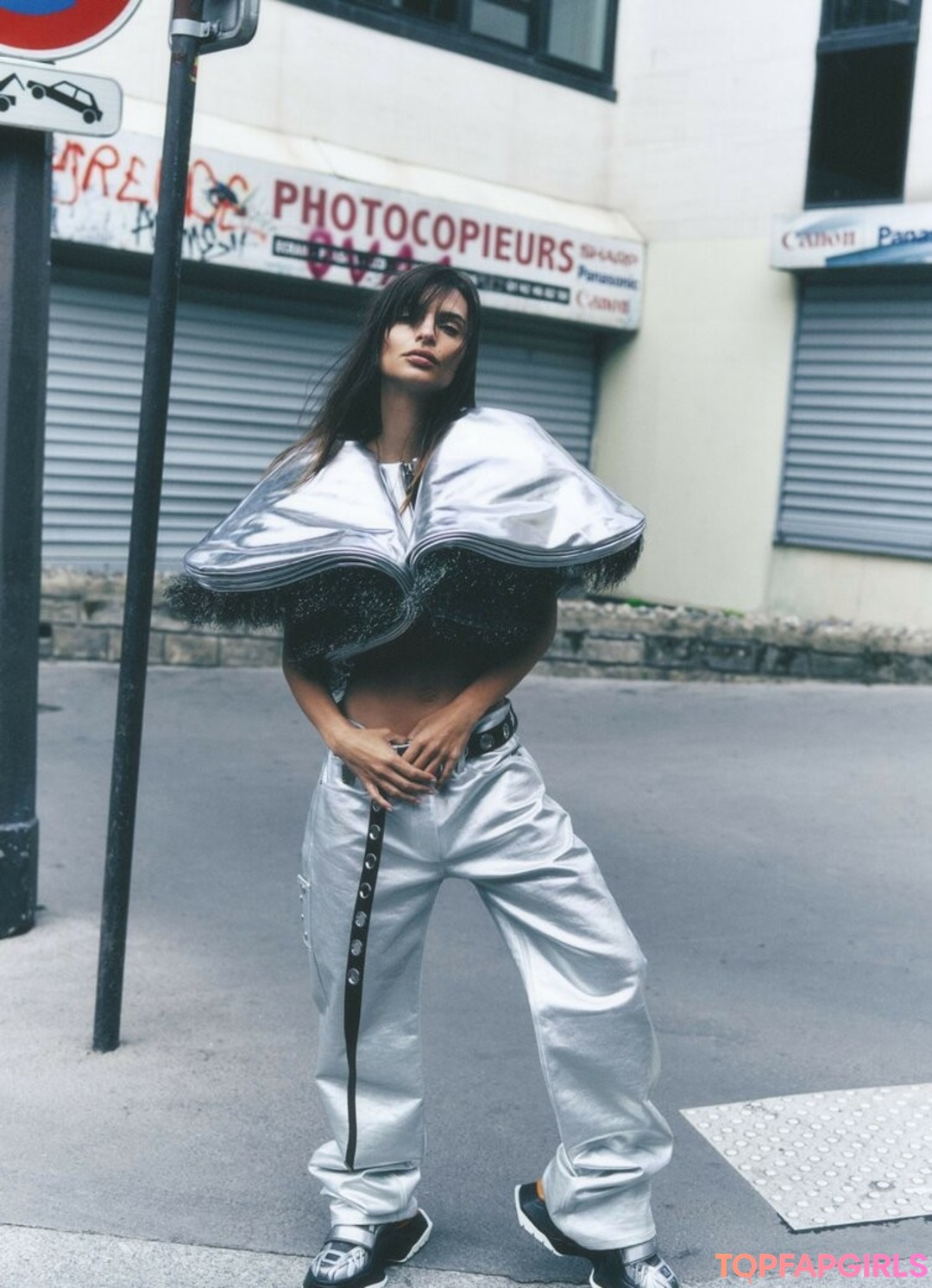 Nacktes geleaktes OnlyFans-Foto von Emily Ratajkowski #1126