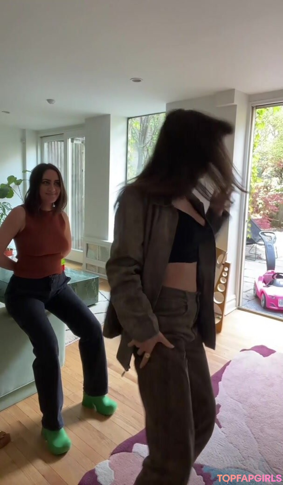 Nacktes geleaktes OnlyFans-Foto von Emily Ratajkowski #1473