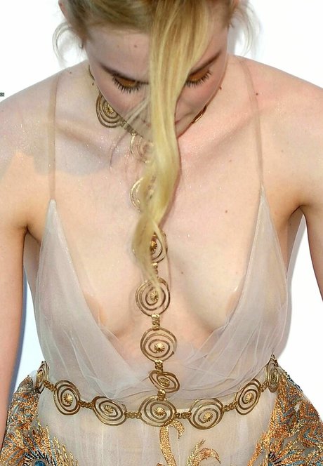 Elle Fanning