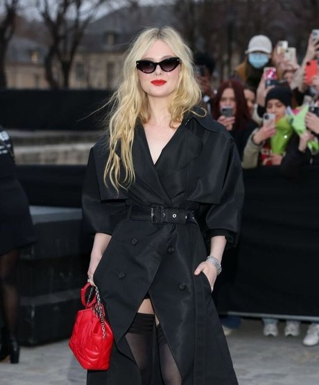 Nacktes geleaktes OnlyFans-Foto von Elle Fanning