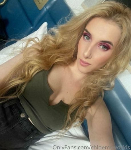 Nacktes geleaktes OnlyFans-Foto von Anniechloesworld