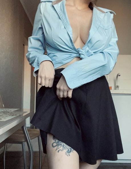 Nacktes geleaktes OnlyFans-Foto von Camilla