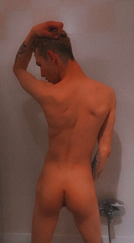 Nacktes geleaktes OnlyFans-Foto von Satinboystc
