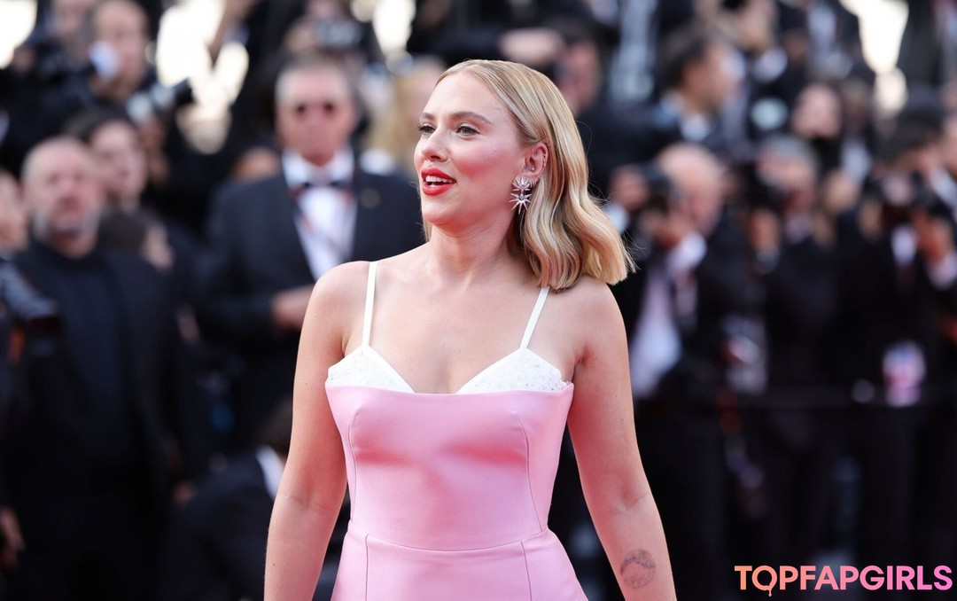 Nacktes geleaktes OnlyFans-Foto von Scarlett Johansson #1133