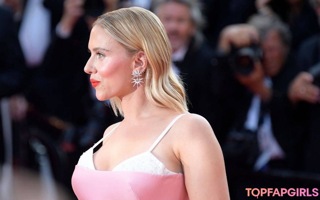 Nacktes geleaktes OnlyFans-Foto von Scarlett Johansson #1182