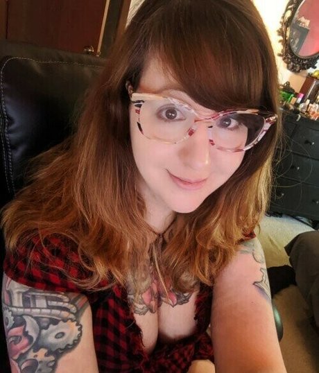 Nacktes geleaktes OnlyFans-Foto von Pushinguproses