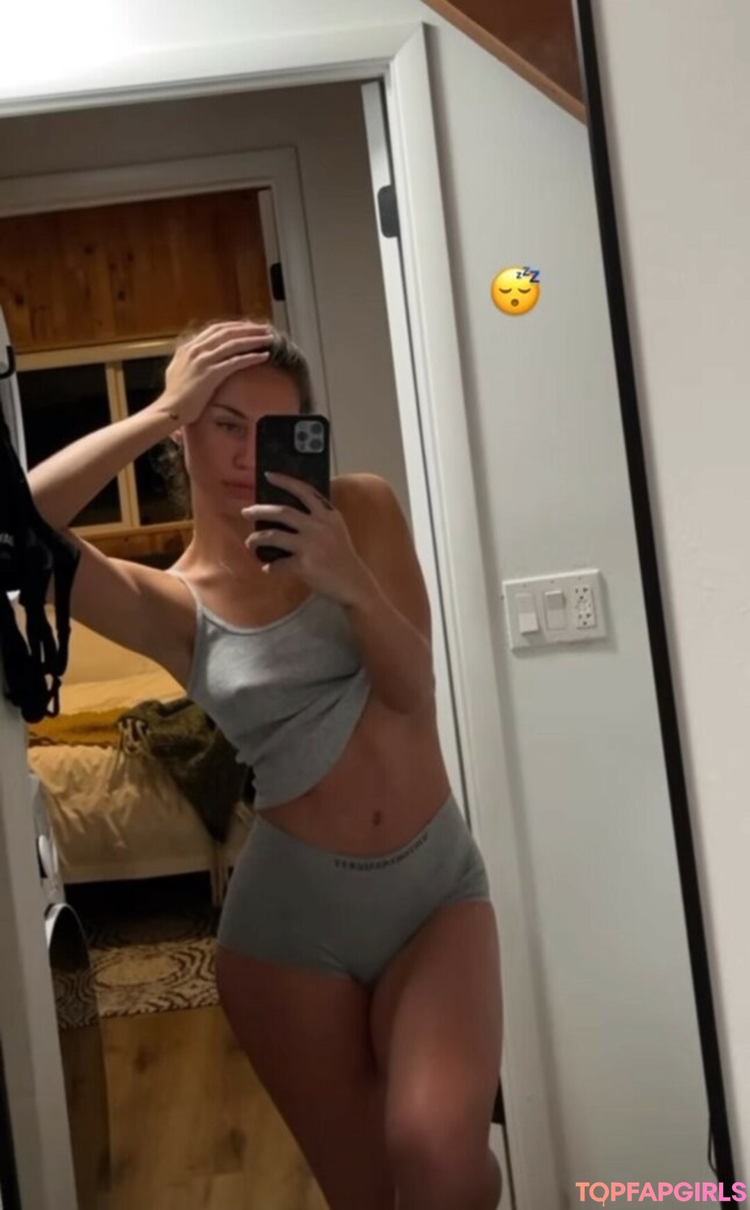 Nacktes geleaktes OnlyFans-Foto von Brit Manuela #1129