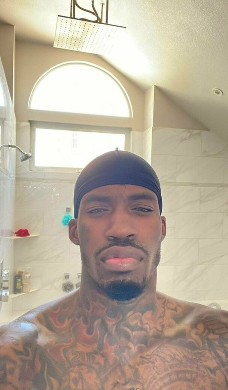 Nacktes geleaktes OnlyFans-Foto von Freepressure