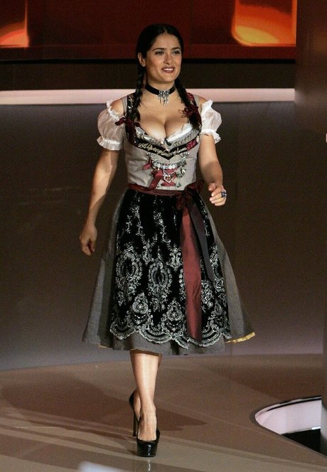 Nacktes geleaktes OnlyFans-Foto von Salma Hayek