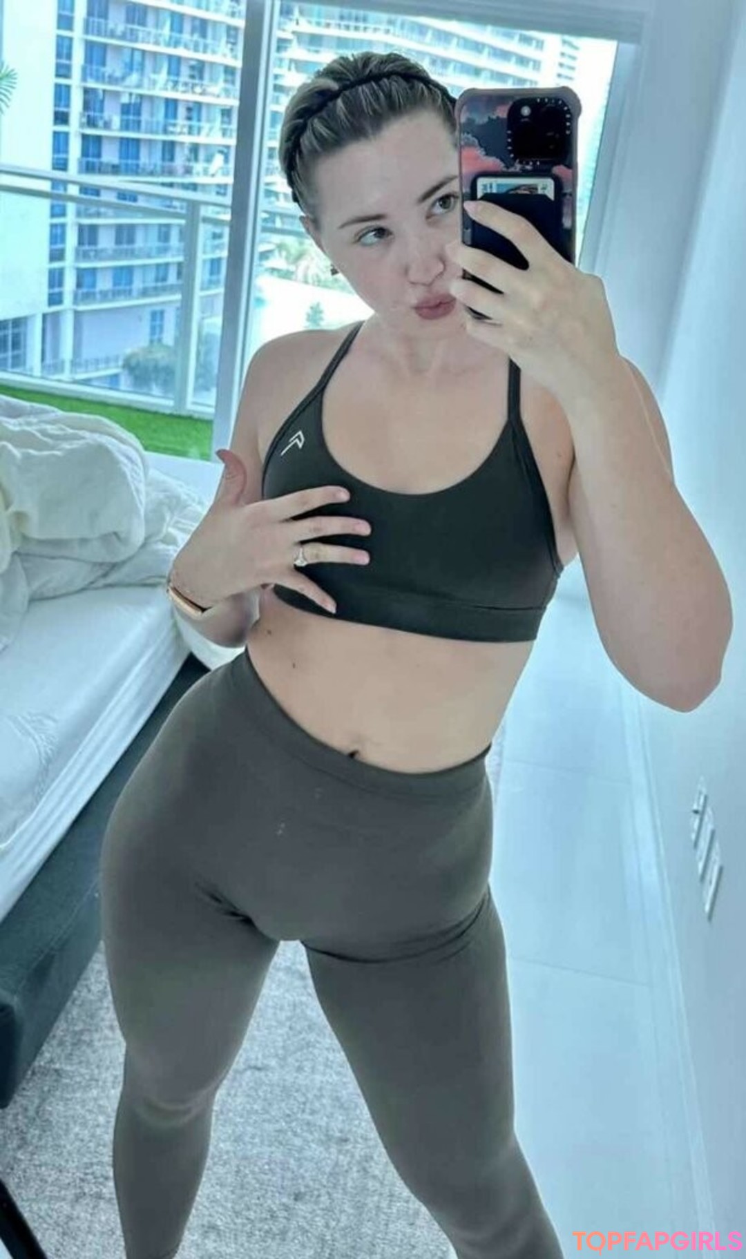 Nacktes geleaktes OnlyFans-Foto von Pineapplebrat #1454