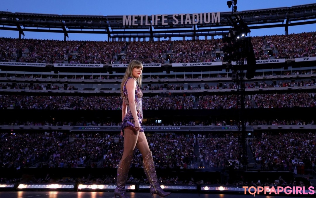 Nacktes geleaktes OnlyFans-Foto von Taylor Swift #1635