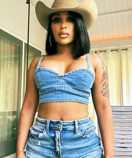 Nacktes geleaktes OnlyFans-Foto von K Michelle