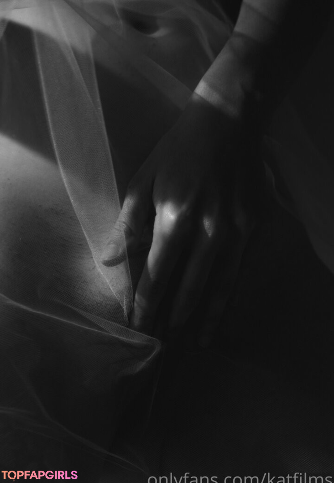 Nacktes geleaktes OnlyFans-Foto von Kat Cabaret #141 Nacktes geleaktes OnlyFans-Foto von Kat Cabaret #141