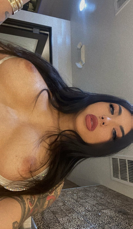 Nacktes geleaktes OnlyFans-Foto von Boobookittyb13