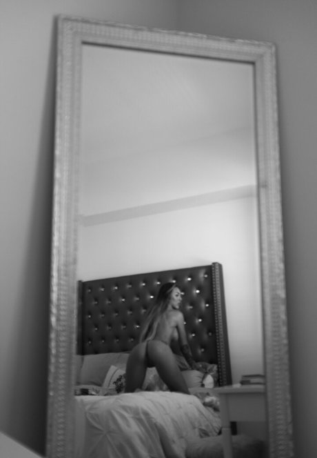 Nacktes geleaktes OnlyFans-Foto von Cicibanks