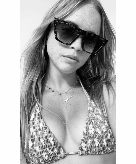 Nacktes geleaktes OnlyFans-Foto von Ryann Shane