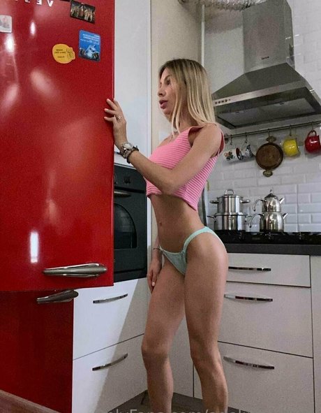 Nacktes geleaktes OnlyFans-Foto von Adelinawhite