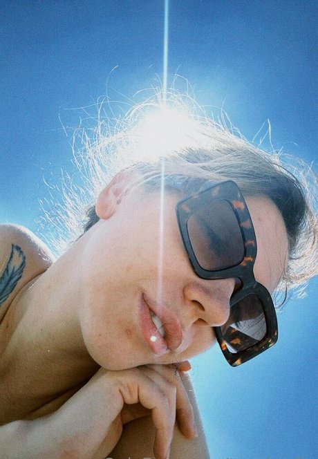 Nacktes geleaktes OnlyFans-Foto von Teachella