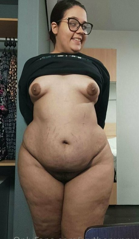 Nacktes geleaktes OnlyFans-Foto von Ivythepuppy