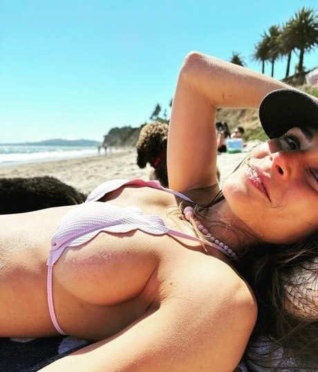 Nacktes geleaktes OnlyFans-Foto von Jordana Brewster